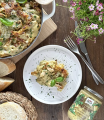 SACLA Alfredo with Basil Pesto White Pasta Sauce | 14.5 oz